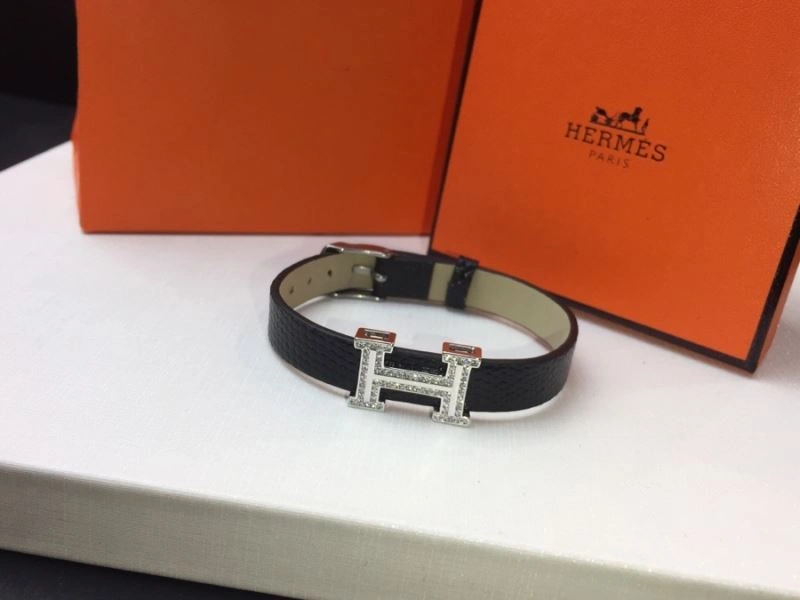 ComfortFit Hermes Bracelets 247235