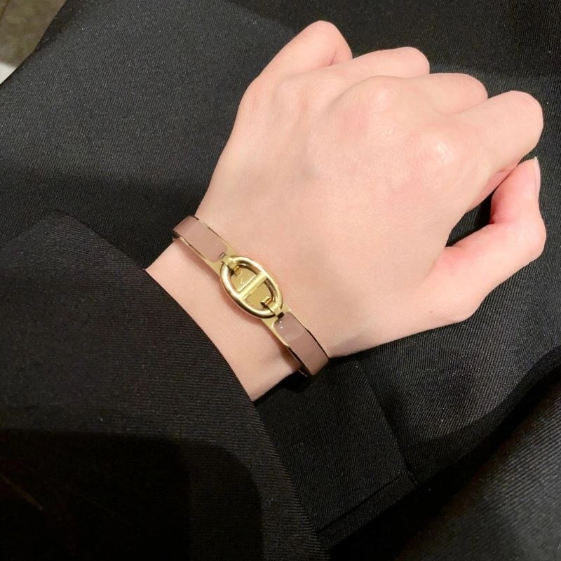Tailored Hermes Bracelets 247222