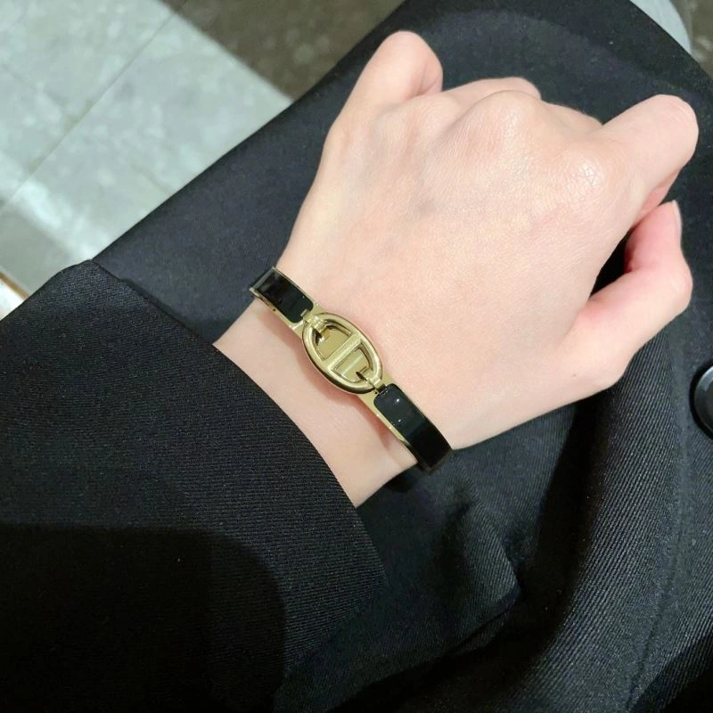 Stretchable Hermes Bracelets 247216