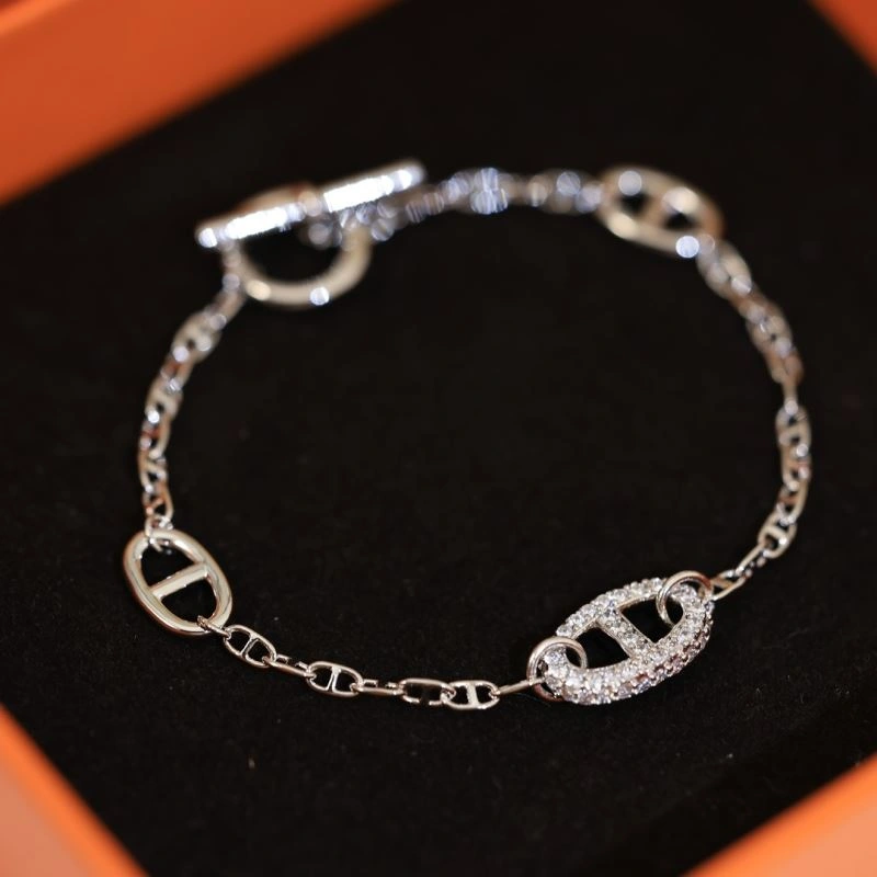 Cozy Hermes Bracelets 247240