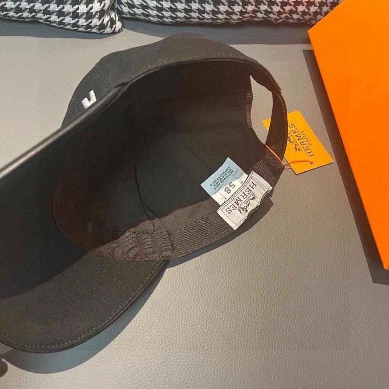 Hermes Caps Refined 261254