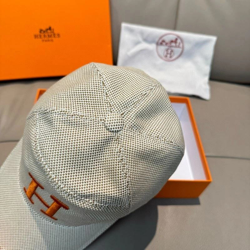 Comfortable Hermes Caps 261260