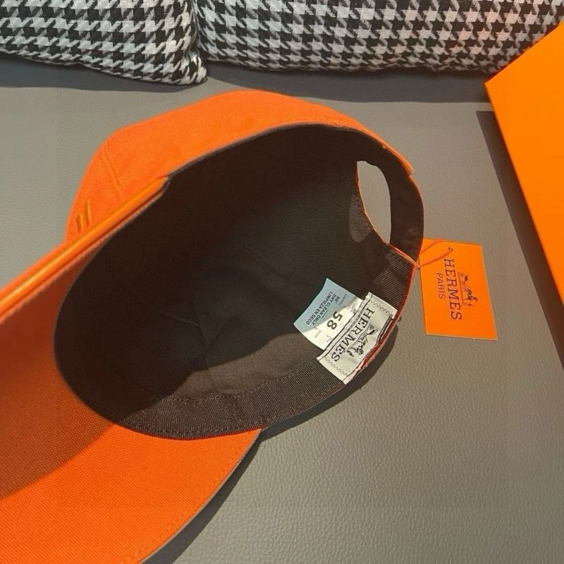 Neat Hermes Caps 258507