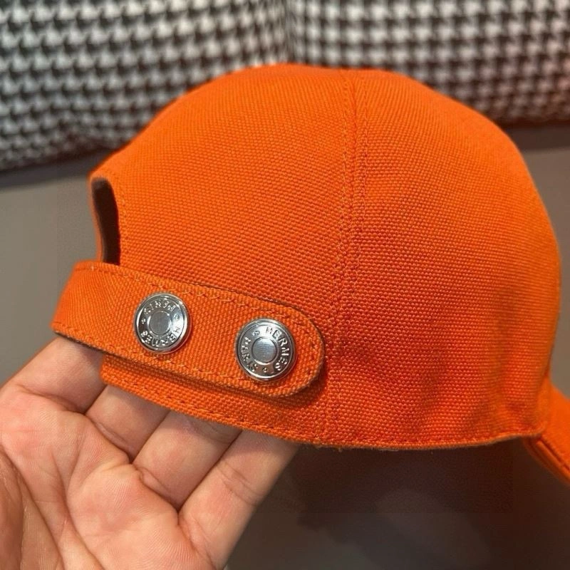 Neat Hermes Caps 258507