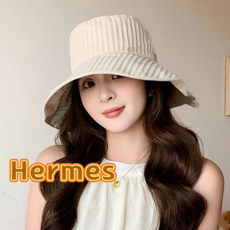 Hermes Caps Sleek 261971