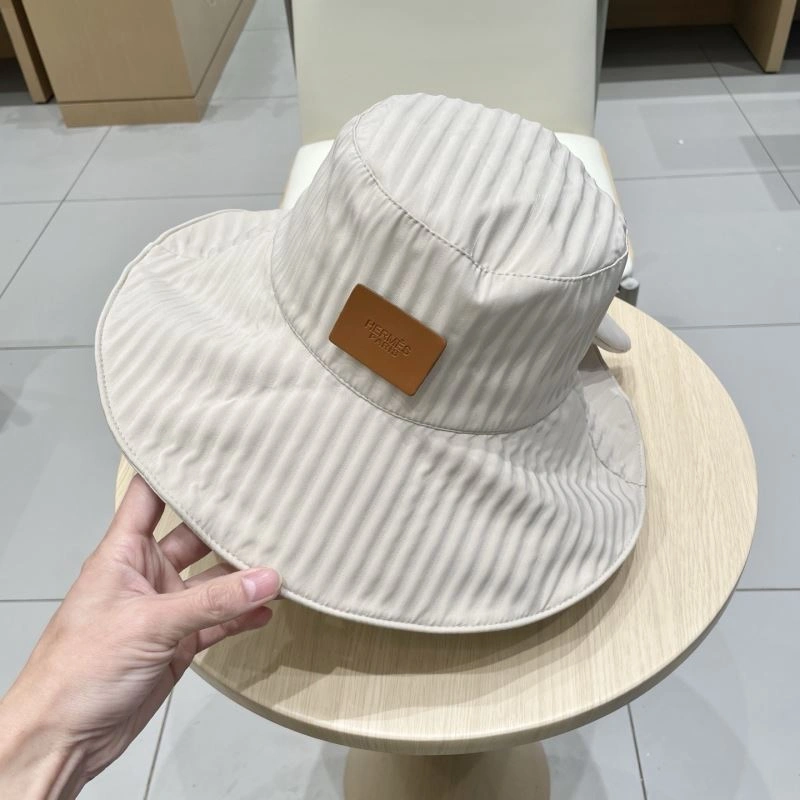 Hermes Caps Sleek 261971