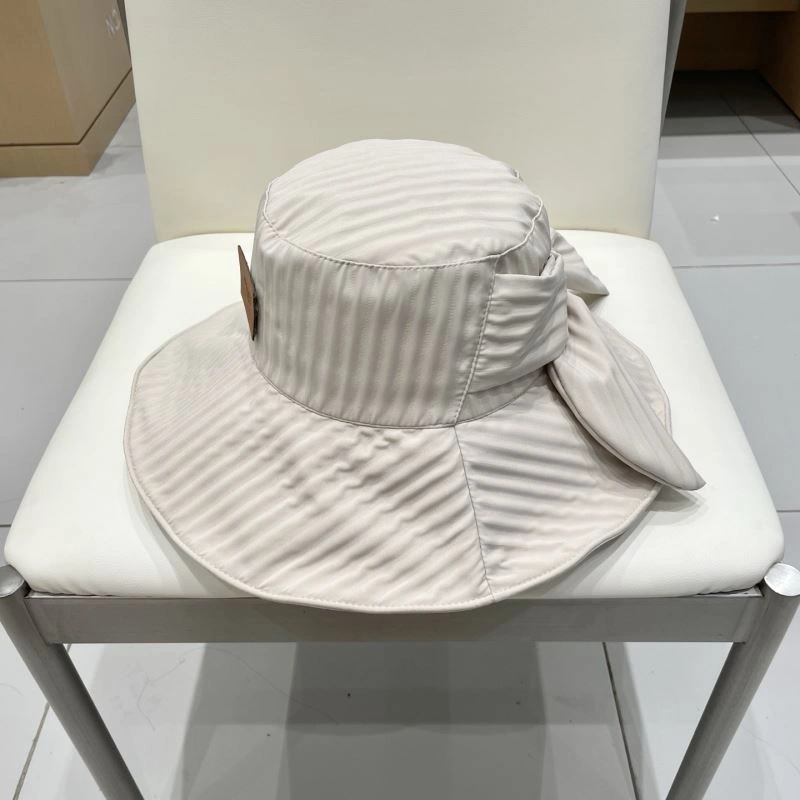 Hermes Caps Sleek 261971