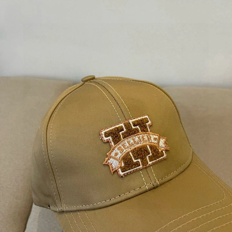 Chic Hermes Caps 261956