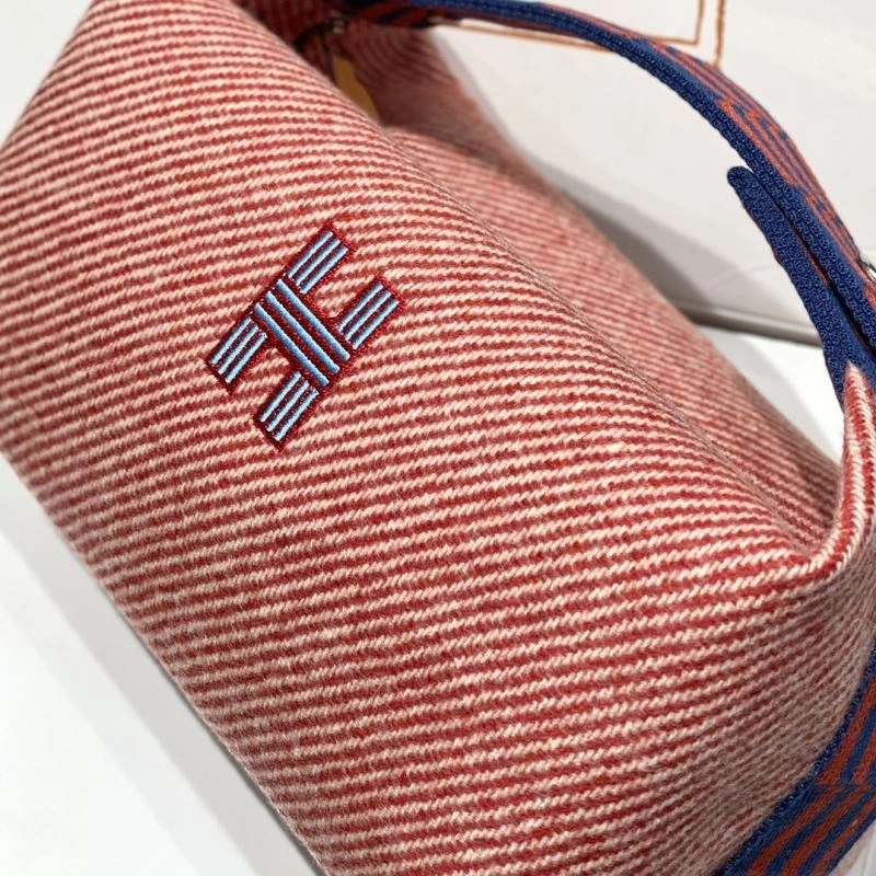 Hermes Cosmetic Bags Attractive 64421