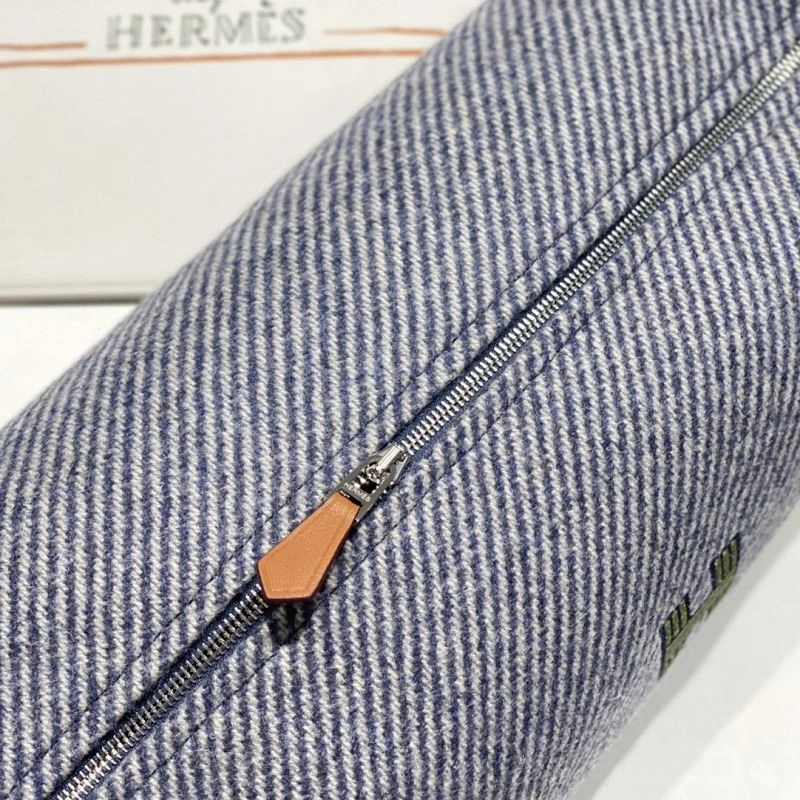 Snug Hermes Cosmetic Bags 64418