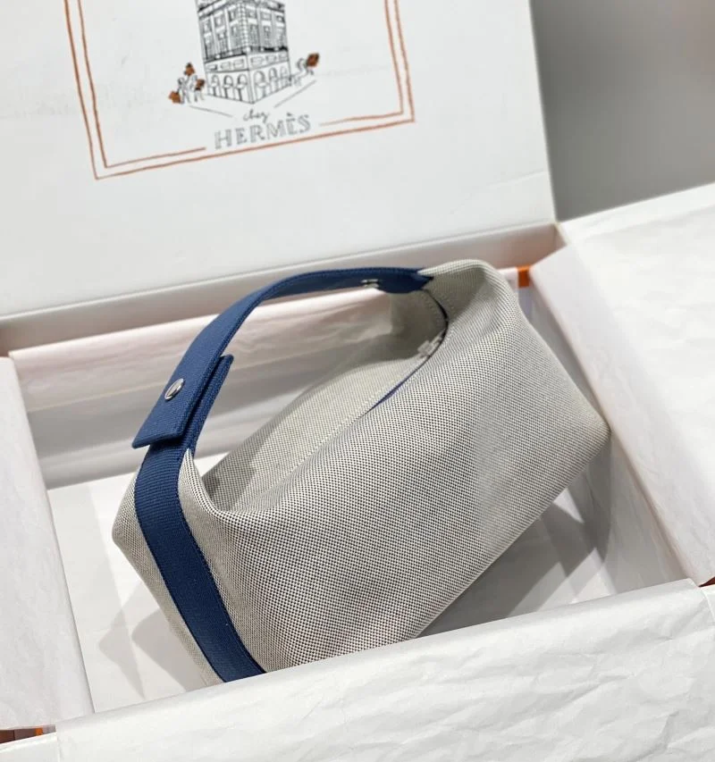 Hermes Cosmetic Bags MultiPurpose 48330