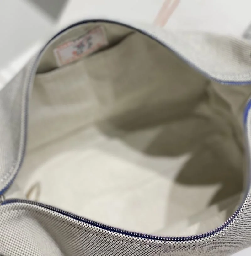Hermes Cosmetic Bags MultiPurpose 48330