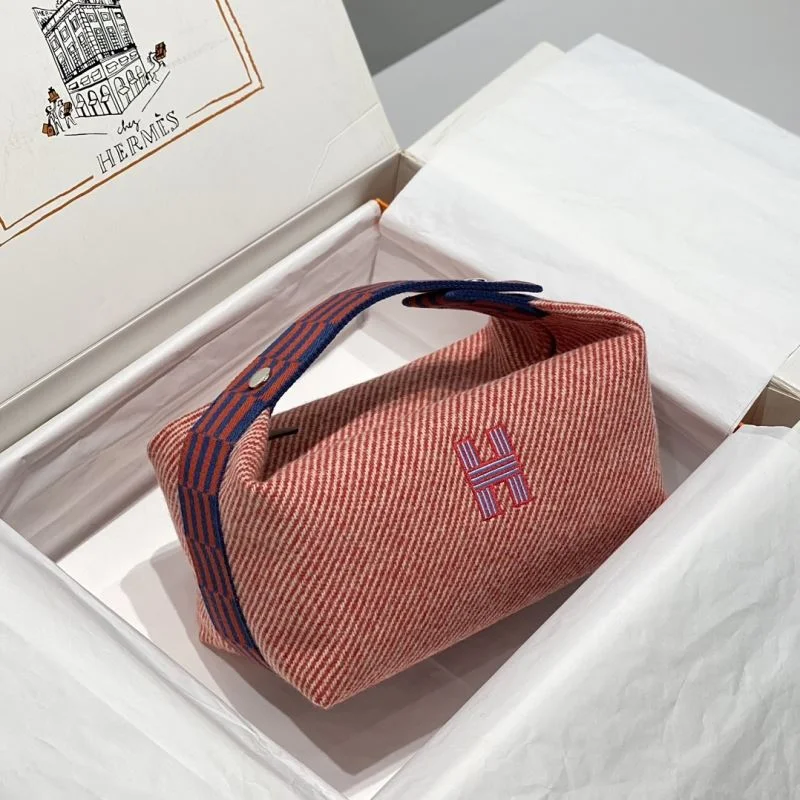 Attractive Hermes Cosmetic Bags 48325