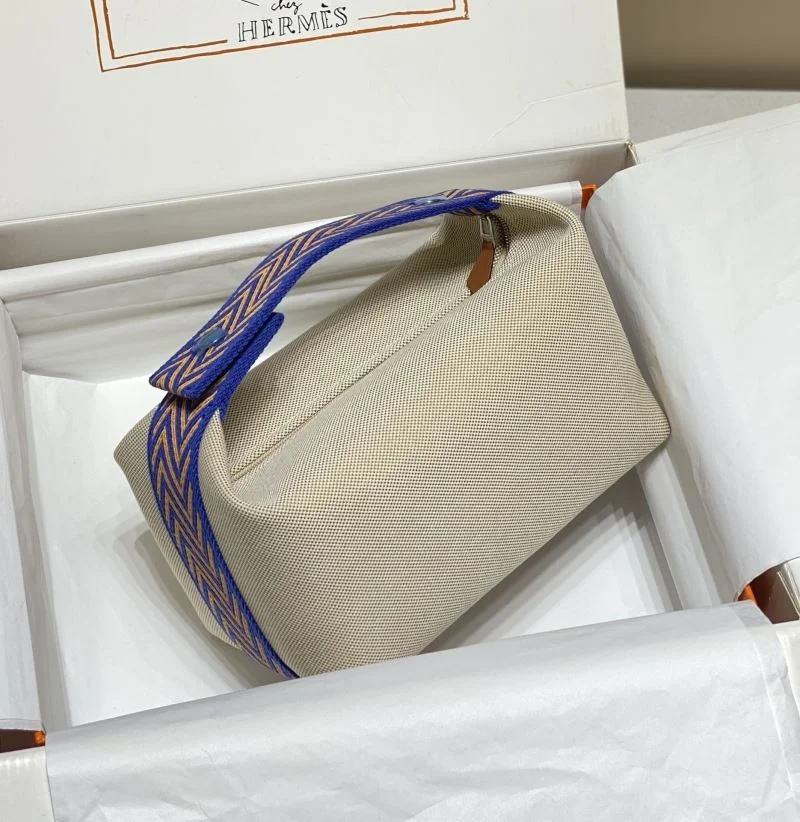 Hermes Cosmetic Bags Lightweight 48324