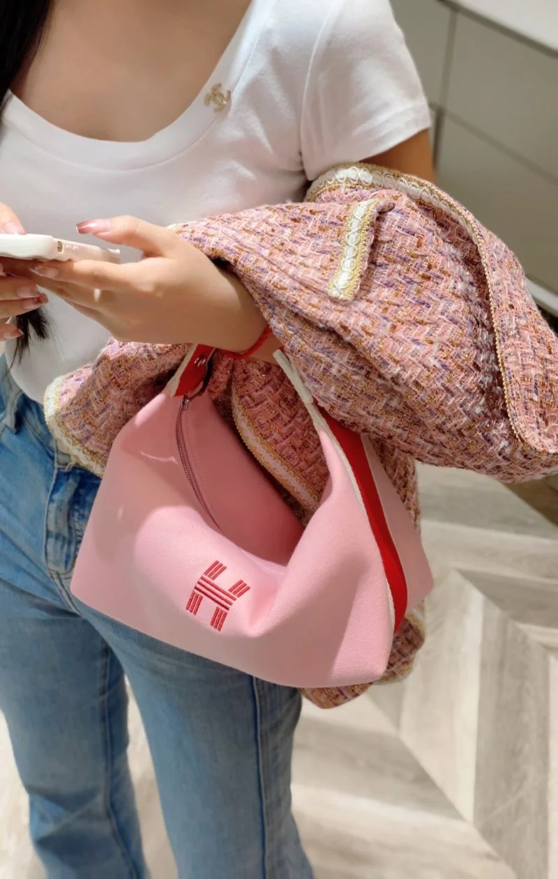 Hermes Cosmetic Bags Premium 48329