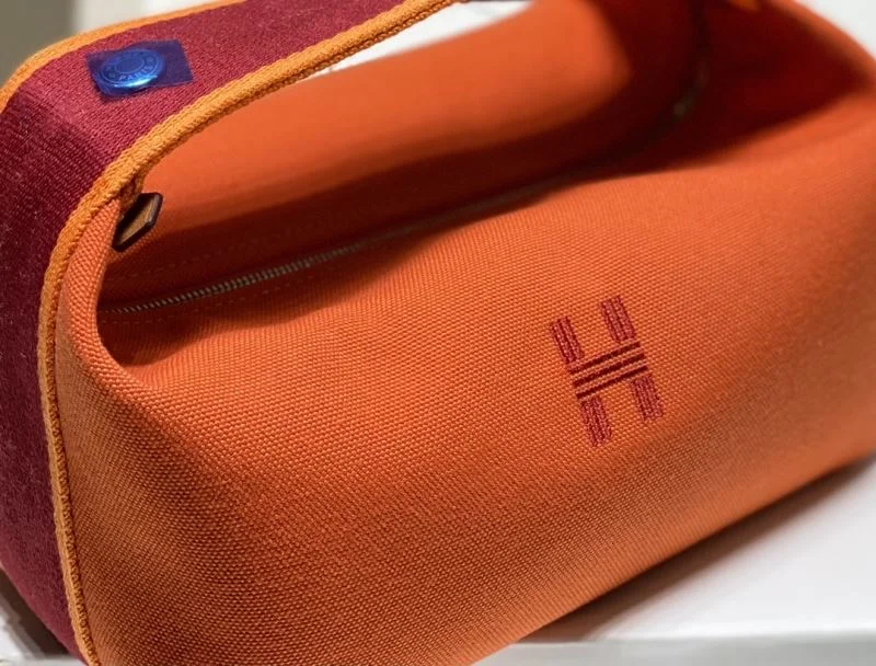 Hermes Cosmetic Bags Bright 48314