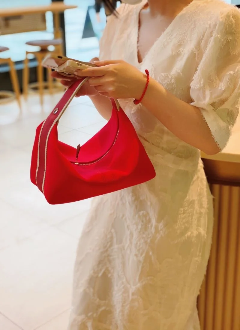 Hermes Cosmetic Bags Trendy 48342