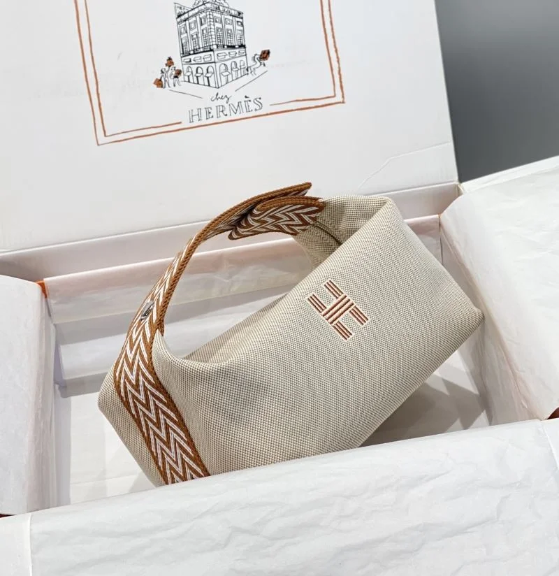 Hermes Cosmetic Bags FashionForward 48344