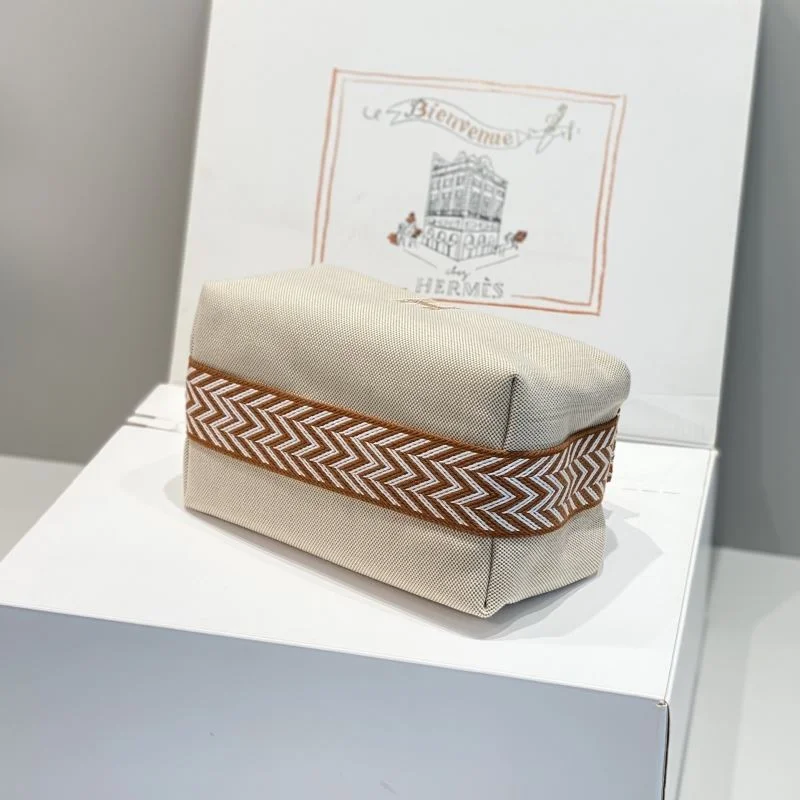 Hermes Cosmetic Bags FashionForward 48344
