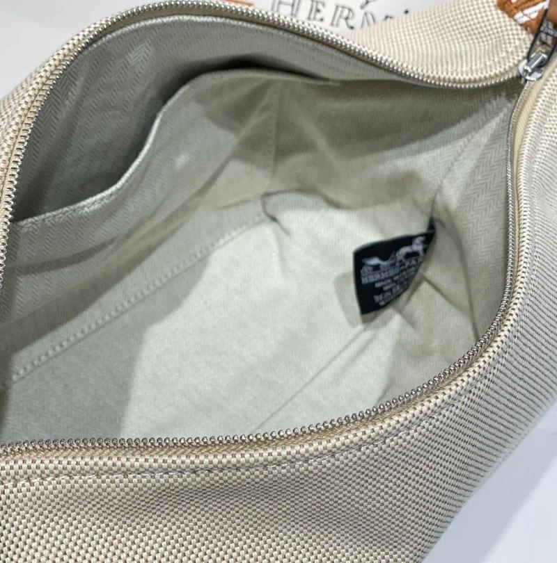 Hermes Cosmetic Bags FashionForward 48344