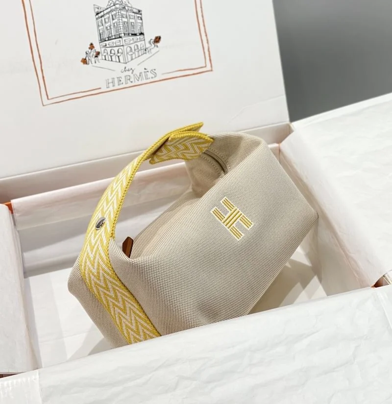 GoodFit Hermes Cosmetic Bags 48305