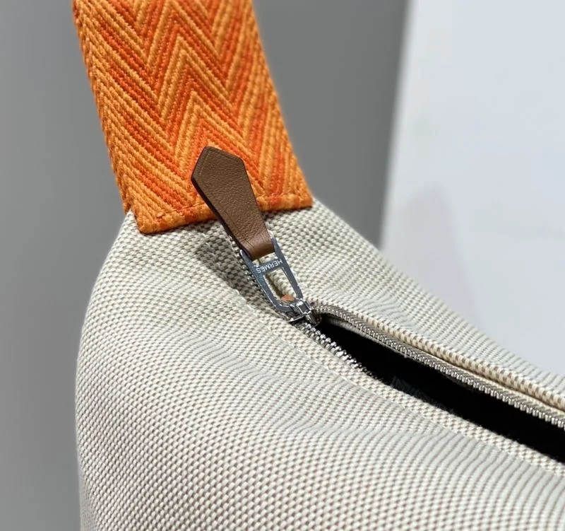 Lightweight Hermes Cosmetic Bags 48292
