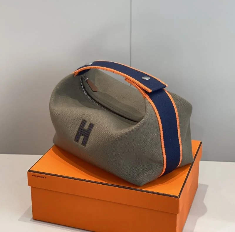 Hermes Cosmetic Bags SportInspired 48294