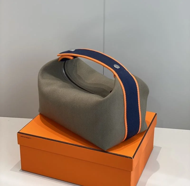 Hermes Cosmetic Bags SportInspired 48294