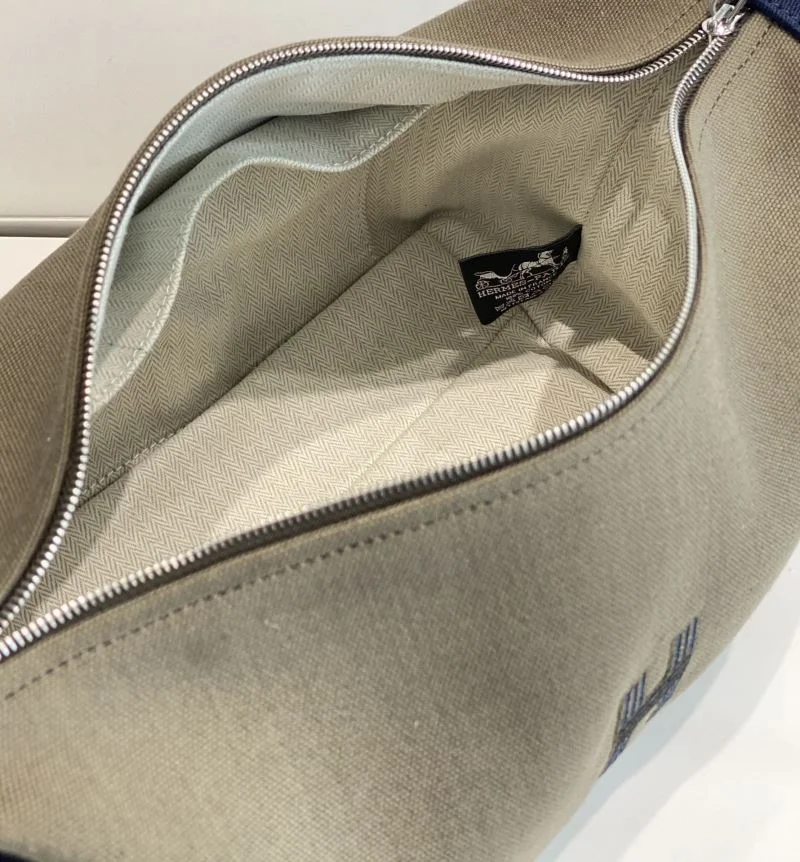Hermes Cosmetic Bags SportInspired 48294