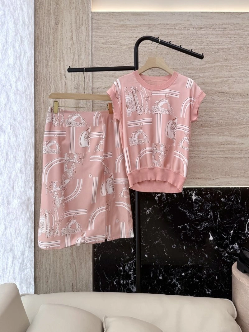 Durable Hermes Dress Suits 129292