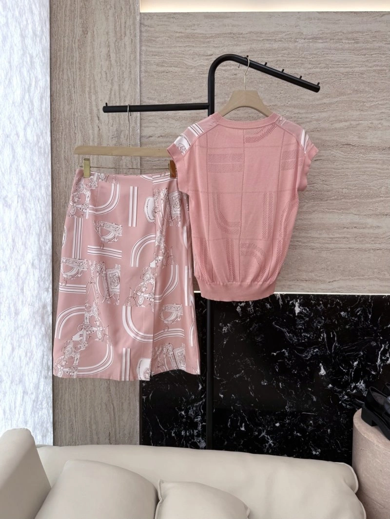 Durable Hermes Dress Suits 129292