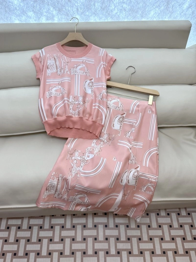 Durable Hermes Dress Suits 129292
