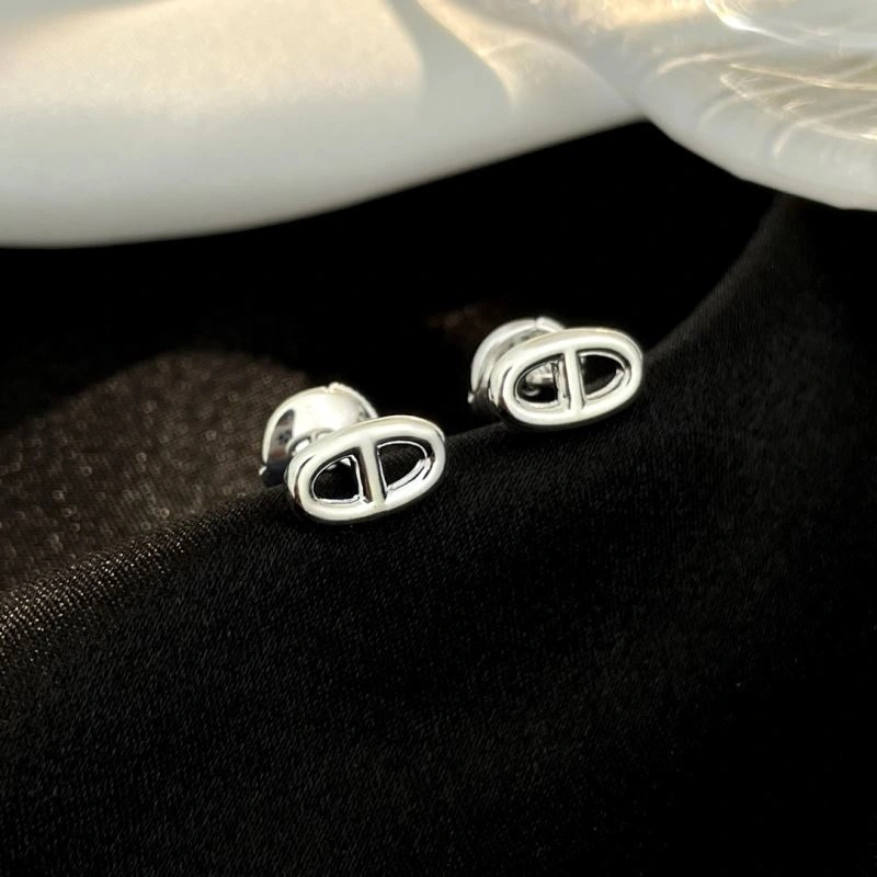 Lightweight Hermes Earrings 247440