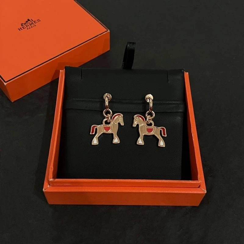 Supportive Hermes Earrings 247300