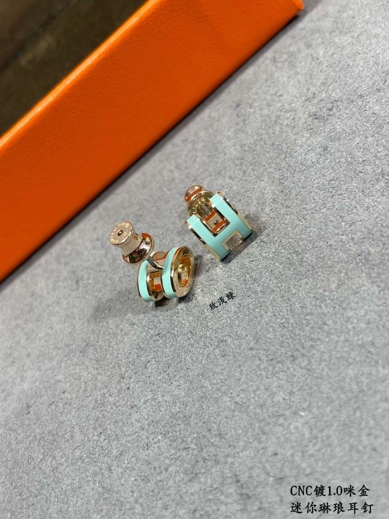 Effortless Hermes Earrings 247047