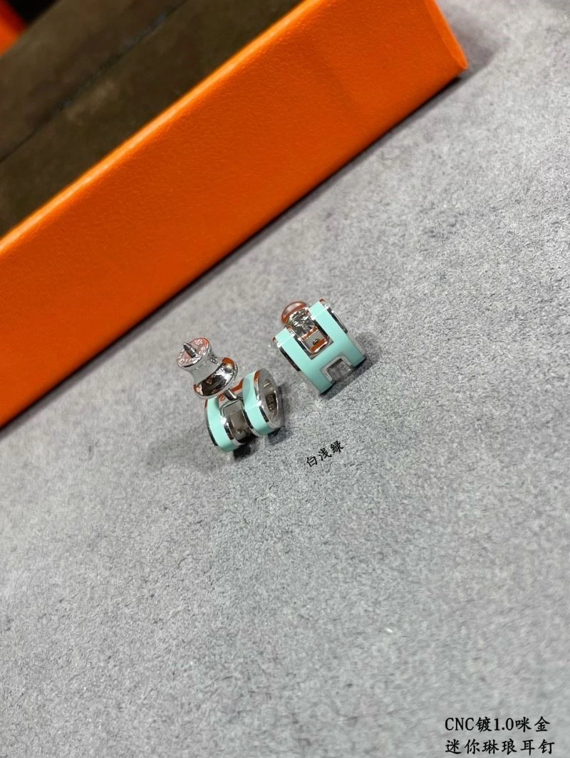 Effortless Hermes Earrings 247047