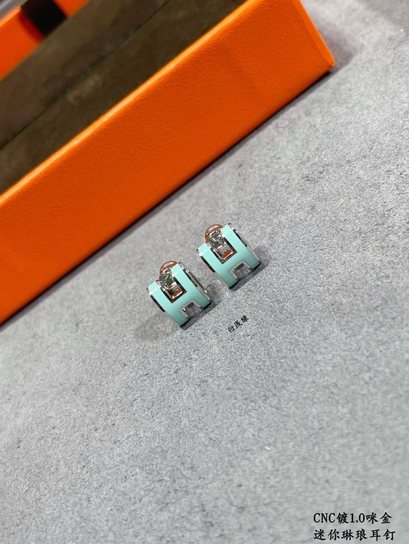 Effortless Hermes Earrings 247047