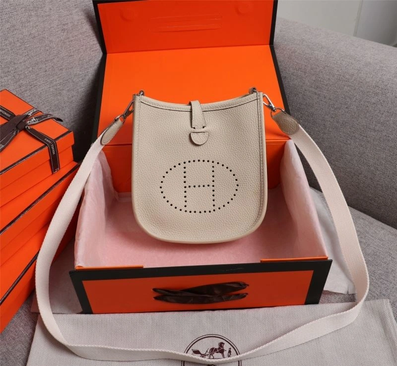 Hermes Evelyn Bags Sustainable 90145