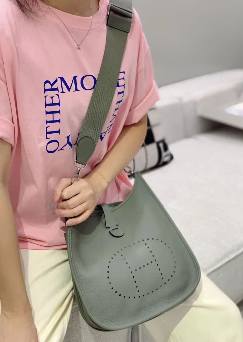 Trendsetting Hermes Evelyn Bags 48293