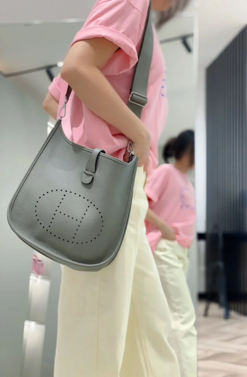 Trendsetting Hermes Evelyn Bags 48293