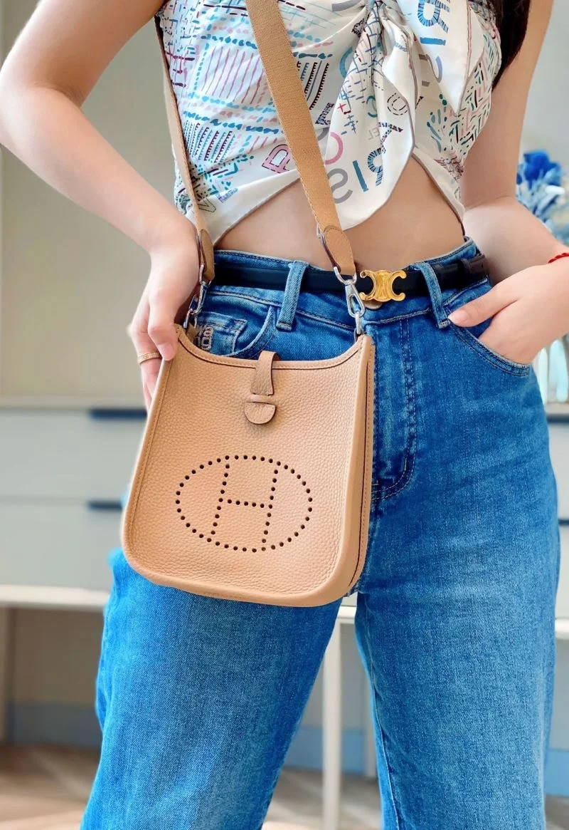 Snug Hermes Evelyn Bags 48276