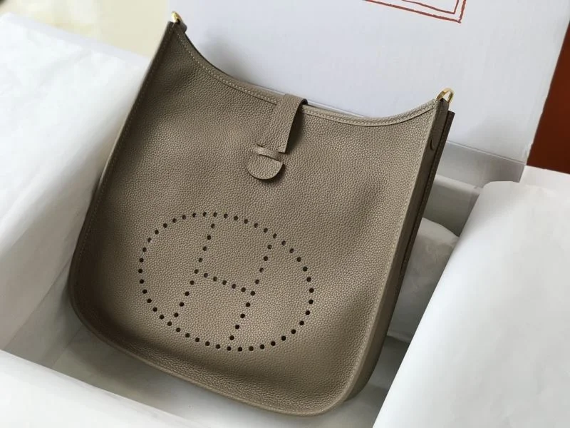 Snug Hermes Evelyn Bags 48297