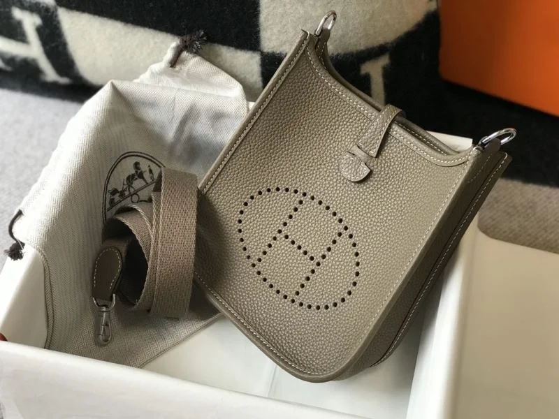 Functional Hermes Evelyn Bags 48268