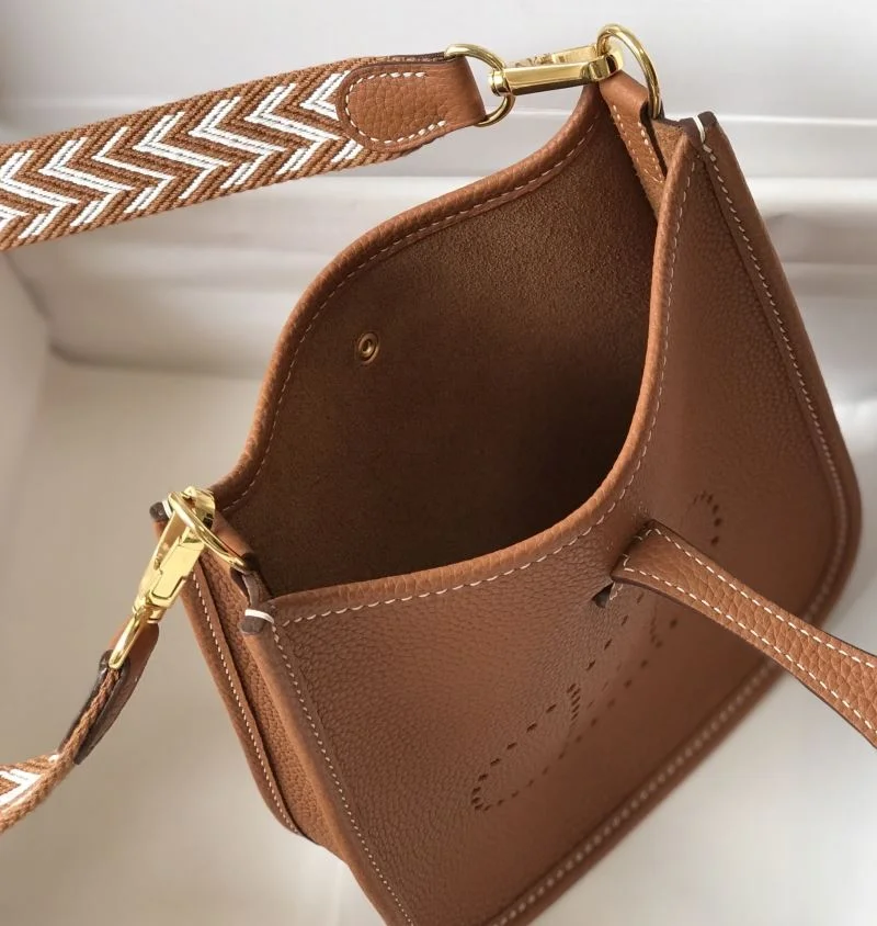 Neat Hermes Evelyn Bags 48257