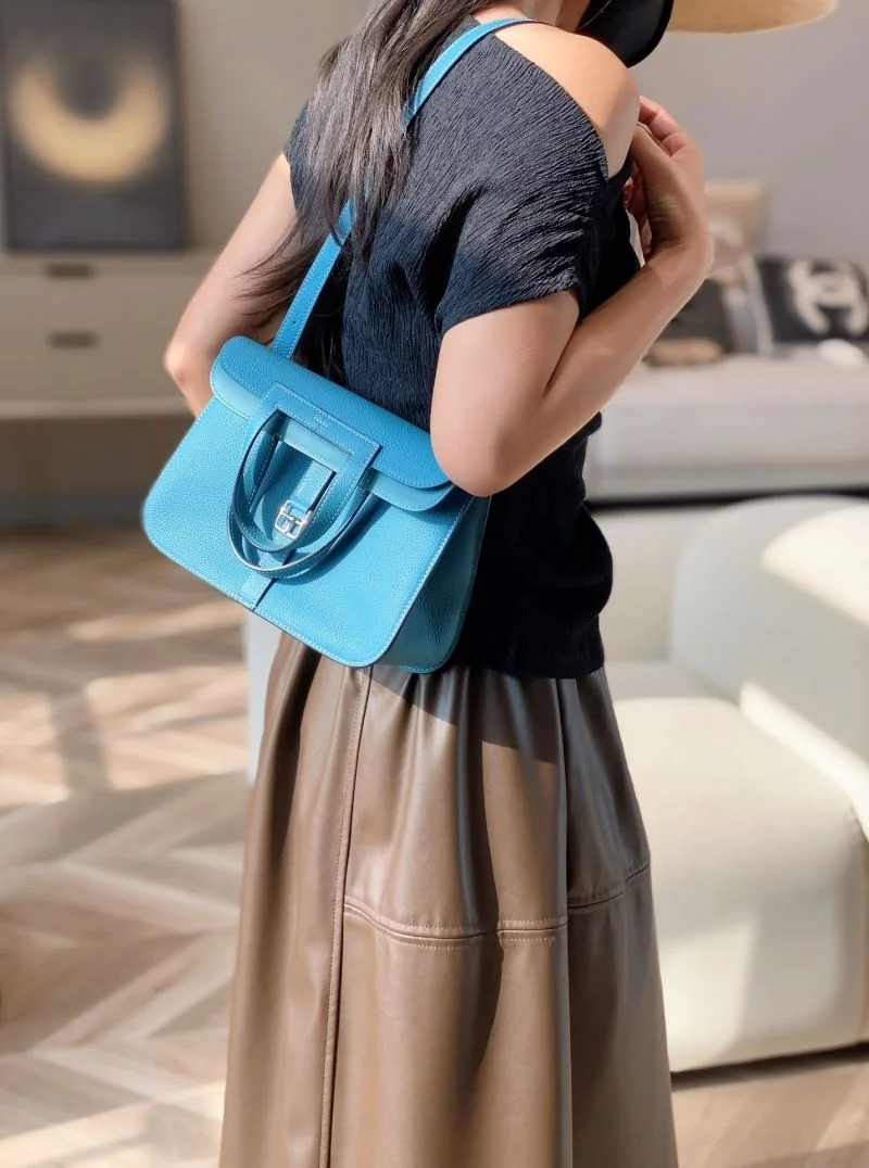 Snug Hermes Halzan Bags 48824