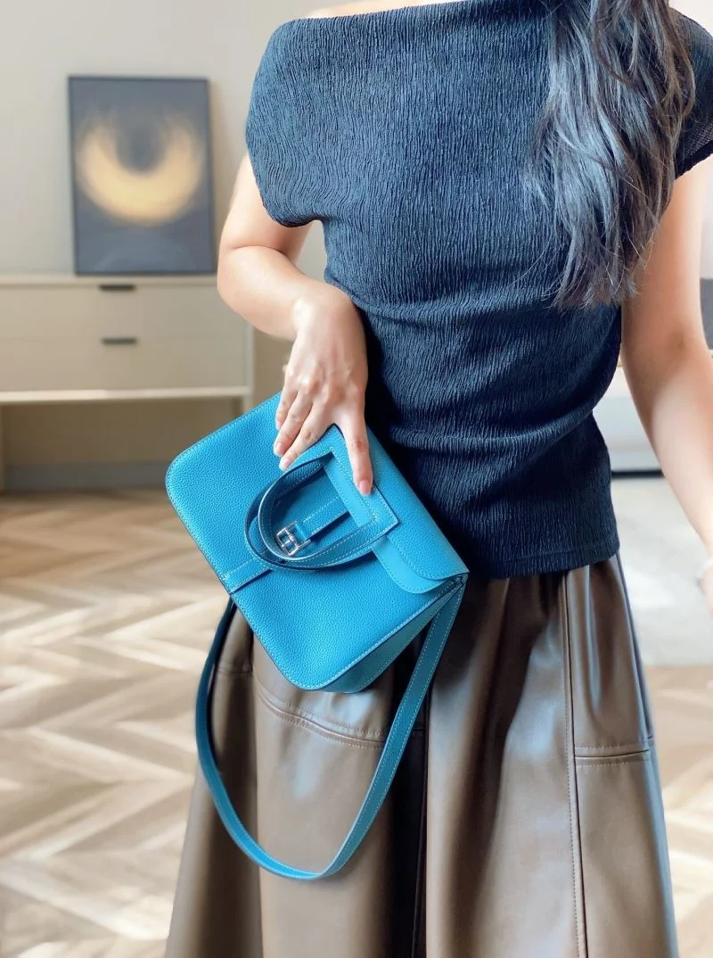 Snug Hermes Halzan Bags 48824