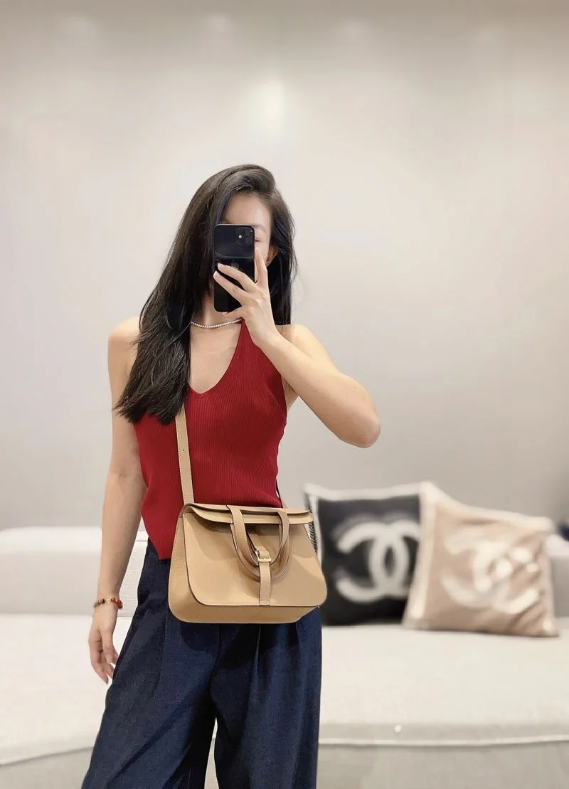 Sophisticated Hermes Halzan Bags 48808