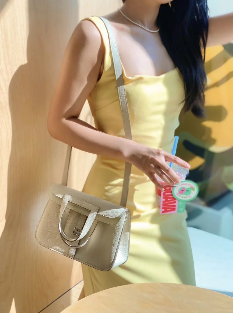 Soft Hermes Halzan Bags 48816