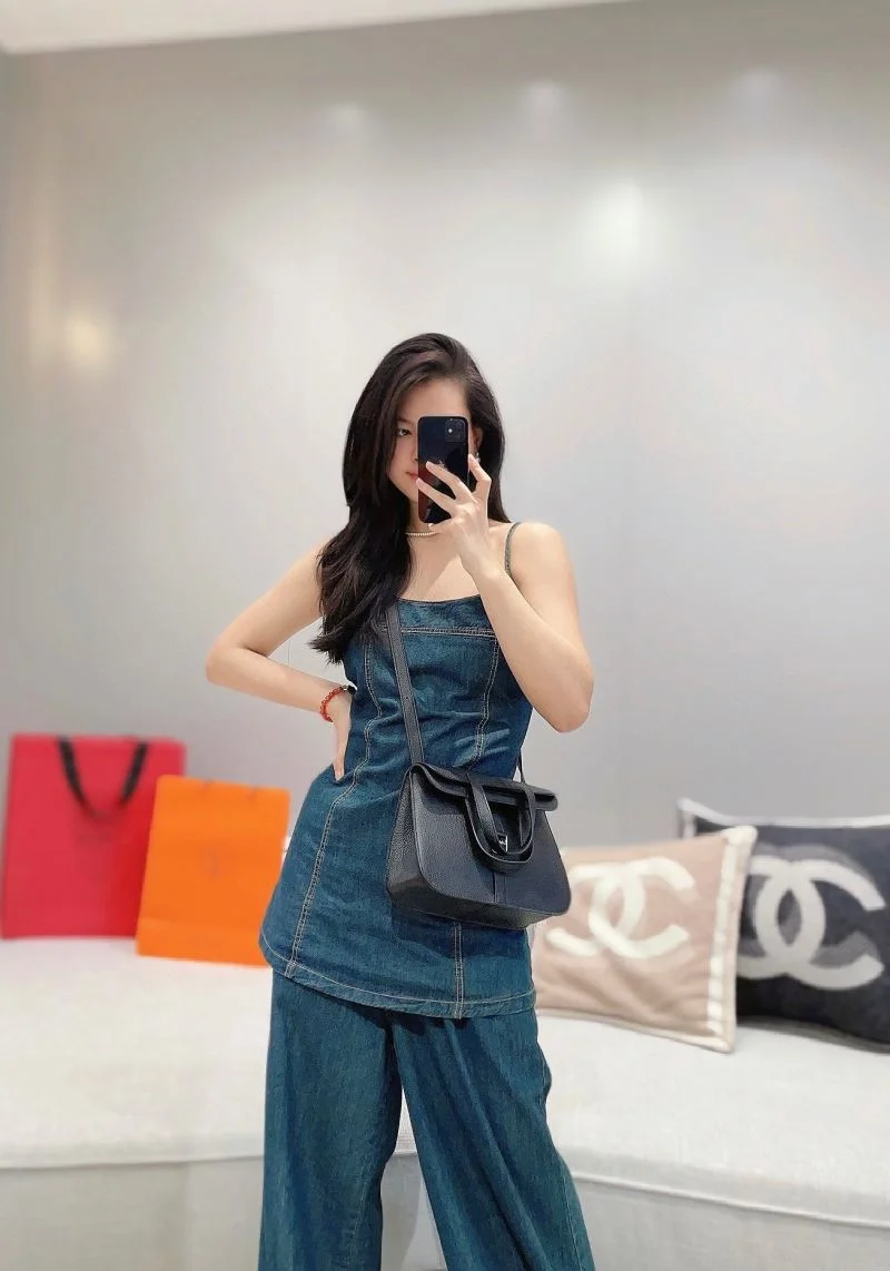 Effortless Hermes Halzan Bags 48811