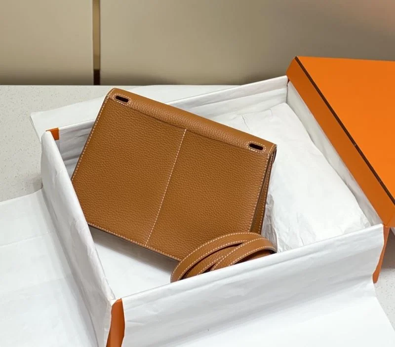Flexible Hermes Halzan Bags 48215